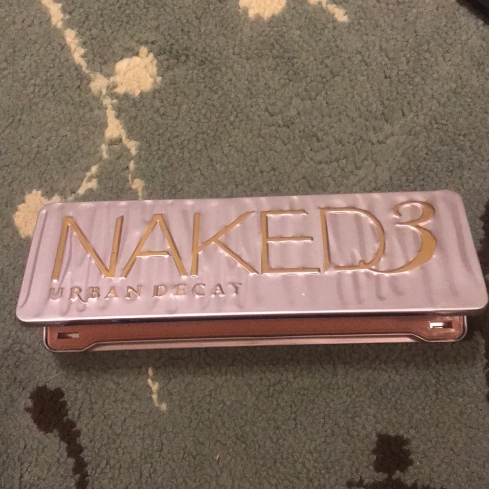 Naked 3 urban decay
